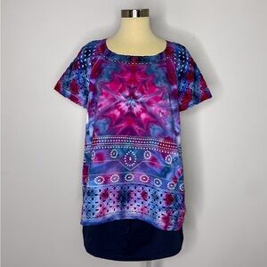 Magenta,Blue, Pink Tie-Dye Top with embroidery and a Intriguing pattern size XL